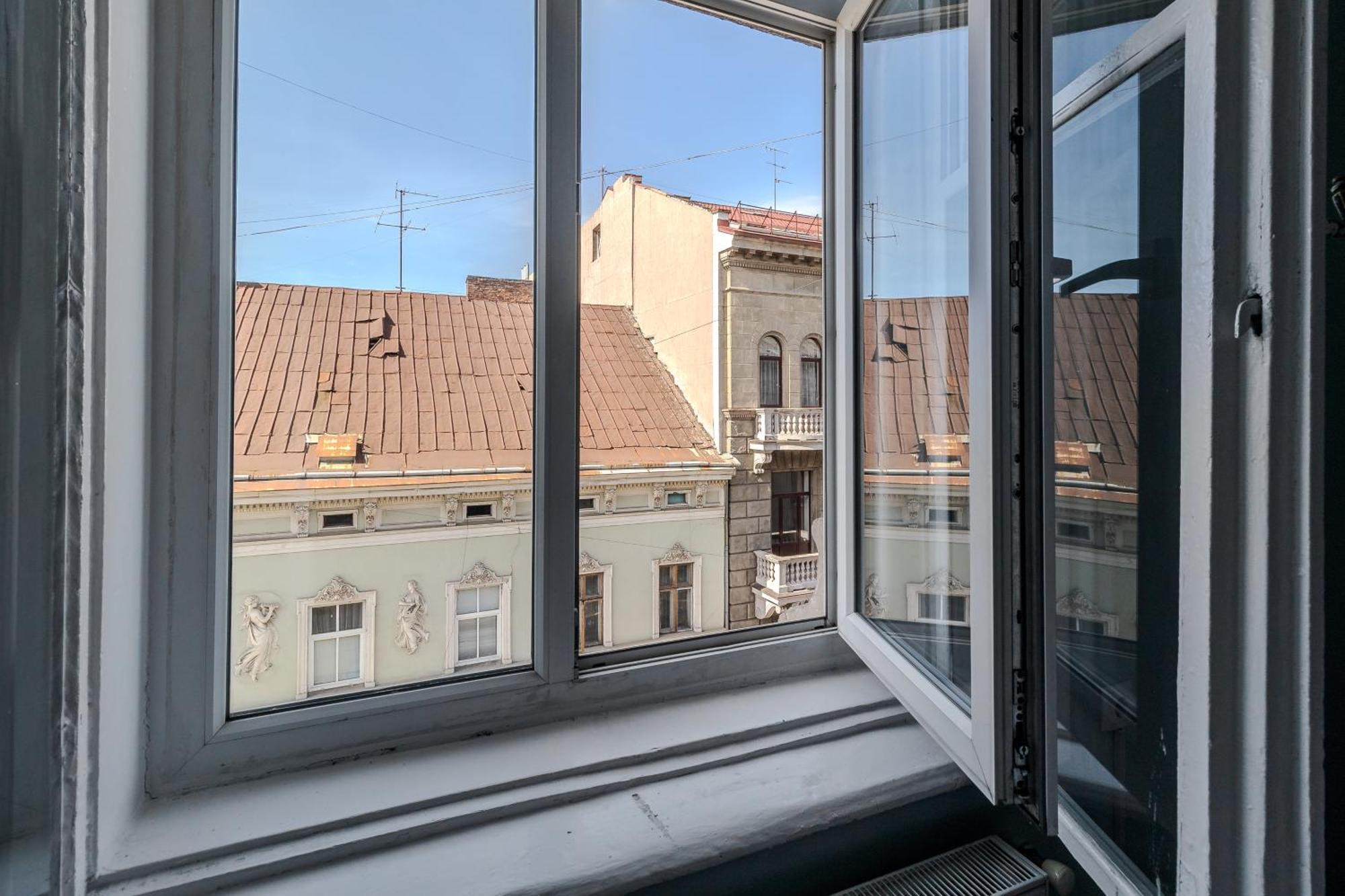 Апартаменти На Коперника Leópolis Exterior foto